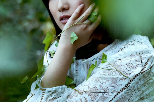Tiffany in the wood